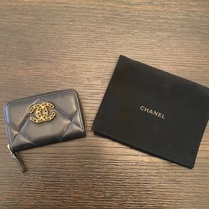 Chanel 19 zip around wallet
